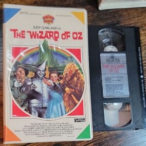 The Wizard of Oz VHS Tape - MGM/UA